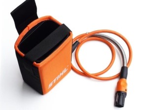 Kabura na akumulator Stihl AP z przewodem przyłączeniowym 