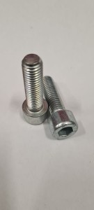 Śruba M10X35 UNI5931 DIN 912