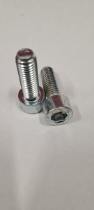 Śruba M10X30 noża świdra