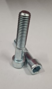 Śruba M12x60 DIN-912 8.8
