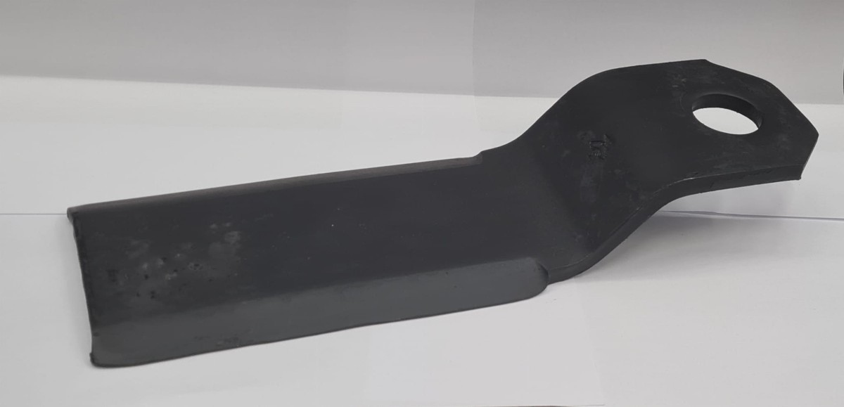 Nóż kosiarko-rozdrabniacza RZ (niemiecki)