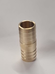 Dwuzłącze D19 mosiężne