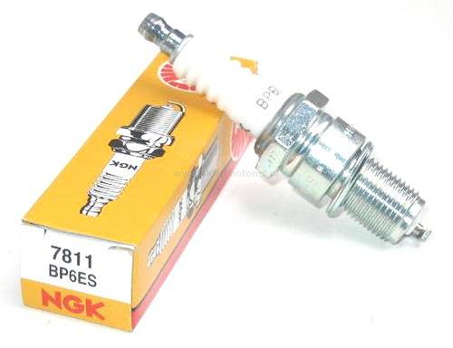Świeca zapłonowa NGK 7811 BP6ES do HONDA
